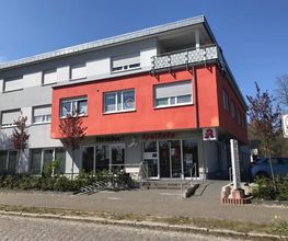 Aussenansicht der Steinbock-Apotheke