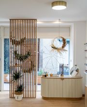 BEAUX REGARDS image 9