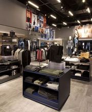 Calvin Klein Jeans immagine 4