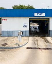 Get your car wash at Splash In located at 5498 Buckeystown Pike, Frederick, MD!