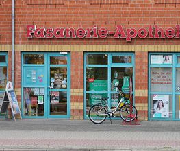Aussenansicht der Fasanerie-Apotheke