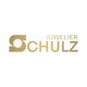 Juwelier Schulz in Gotha / Thüringen. Spezialist für Trauringe und Antragsringe. Ringberatung, Gravur, Hochzeitsringe von Markenherstellern. Perlen, Gold, Uhren und Werkstattservice
Juwelier Schulz. Schmuckgeschäft am Hauptmarkt in Gotha / Thüringer Wald.