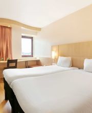 B&B HOTEL Le Mans Centre Cathédrale image 6