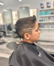 Fantastic Sams Cut & Color image 15