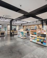 Aemisegger Apotheke Drogerie Kosmetik Bild 1