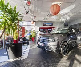 Garage Josse image 10