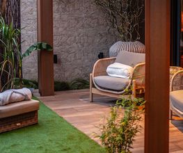 Spa Lodges image 4