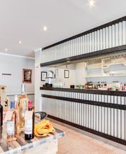 Le Bistrot C-Dubs image 20