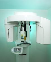 Zahnarztpraxis zur alten Waage, Dr. med. dent. Martin Wüest, Dr. med. dent. Dominik Rychen Bild 4