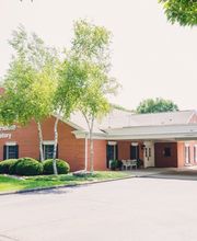 Daniels Family Funeral Home & Crematory image 16