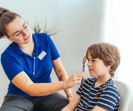 Sehtests bei Kindern in der Augenarztpraxis Wetzlar ocularis.pro
