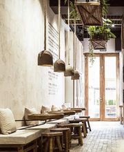 Espacio Honest Greens Born.