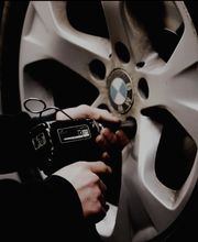 Grütli Garage Bild 3