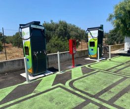 IPLANET Ricarica in sicurezza in modalità ultra fast per tutti i veicoli elettrici.