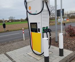 Shell Recharge Charging Station Bild 2