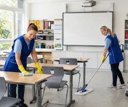 Lavdim Aliu Gebäudereingung