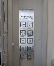 service-pharmacie-amavita-cortot