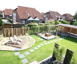 Garten im Ferienhaus Deichkörnchen Neßmersiel www.nord-sterne.de