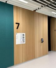 unit-design gmbh – studio für signaletik Bild 11