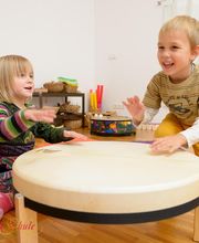 In der Musikalischen Früherziehung haben die Kinder viel Spaß.