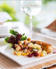 Bucket's Auberge Inn image 1