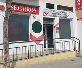 foto-fachada-iniesta-asesores.jpg