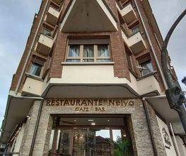 restaurantenelyacangasdeonis1.jpg