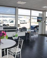 Renault Garage De La Nourroy image 5