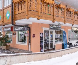 Rightfeeling Noleggio sci-Ski rent-Shop immagine 2