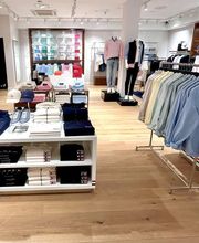 Tommy Hilfiger image 6