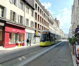 LE Livre Librairie image 2
