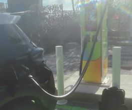 IPLANET Ricarica in sicurezza in modalità ultra fast per tutti i veicoli elettrici.