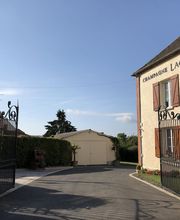 Champagne Lacroix image 2