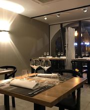 Le Coq Rouge image 14