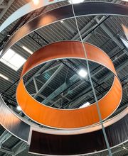 Sonderformen & XXL Drucke – eine unserer Stärken. Wir bieten maßgeschneiderte Drucke auf Materialien für jeden Messestand