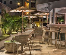 hotel-seaside-sandy-beach-3.jpg
