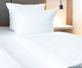 exo_individual_hotel_lampertheim_by_superfly_hotels_room