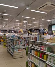 interieur-de-la-pharmacie-sun-store-yverdon