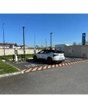 Plug Inn fast charge Station de recharge image 6