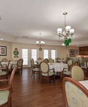 Lakes at Gainesville Assisted Living image 12