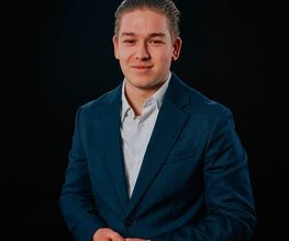portraitSq