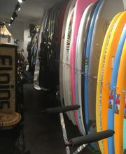 Ponant Surf Shop SARL 7 islands surf company image 5