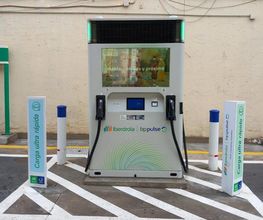 Iberdrola | bp pulse estación de recarga imagen 4