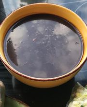 Dunkle Biersauce zu Sommerrollen bayerisch – leicht scharf