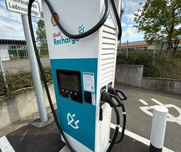 Shell Recharge Charging Station Bild 1