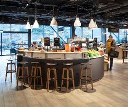 Manora Restaurant Sierre Bild 7