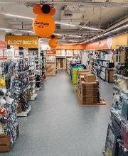 Weldom Rennes La Visitation image 12