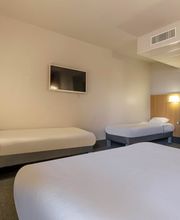 B&B HOTEL La Rochelle Beaulieu Puilboreau image 4