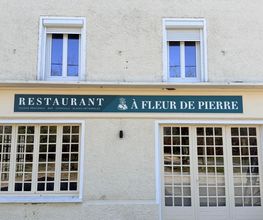 A Fleur de Pierre image 6