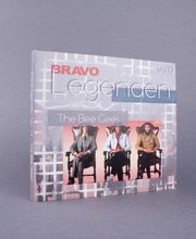 Die BRAVO Legenden Vol. 19 - enthält alle Berichte, Artikel, Poster, Starschnitte und Bilder zu The Bee Gees. Alles was je in BRAVO über die drei Brüder berichtet wurde. Ein Muss für Sammler und Fans!